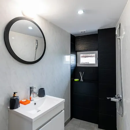 Bobevata Guest House - Floor 2 - Stunning View Old Town Veliko Tŭrnovo Exterior photo