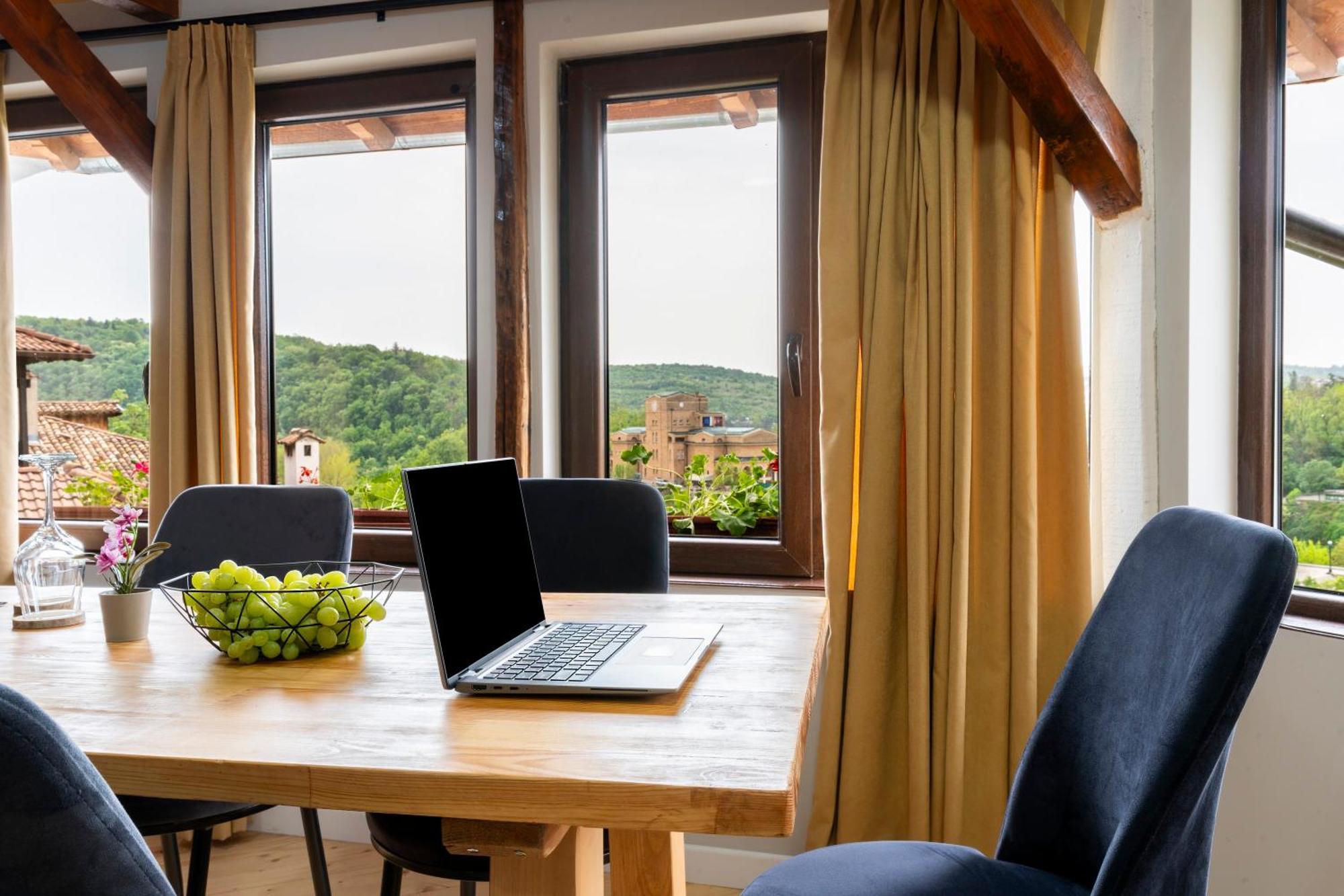Bobevata - Floor 2 - Stunning View Old Town * Veliko Tarnovo
