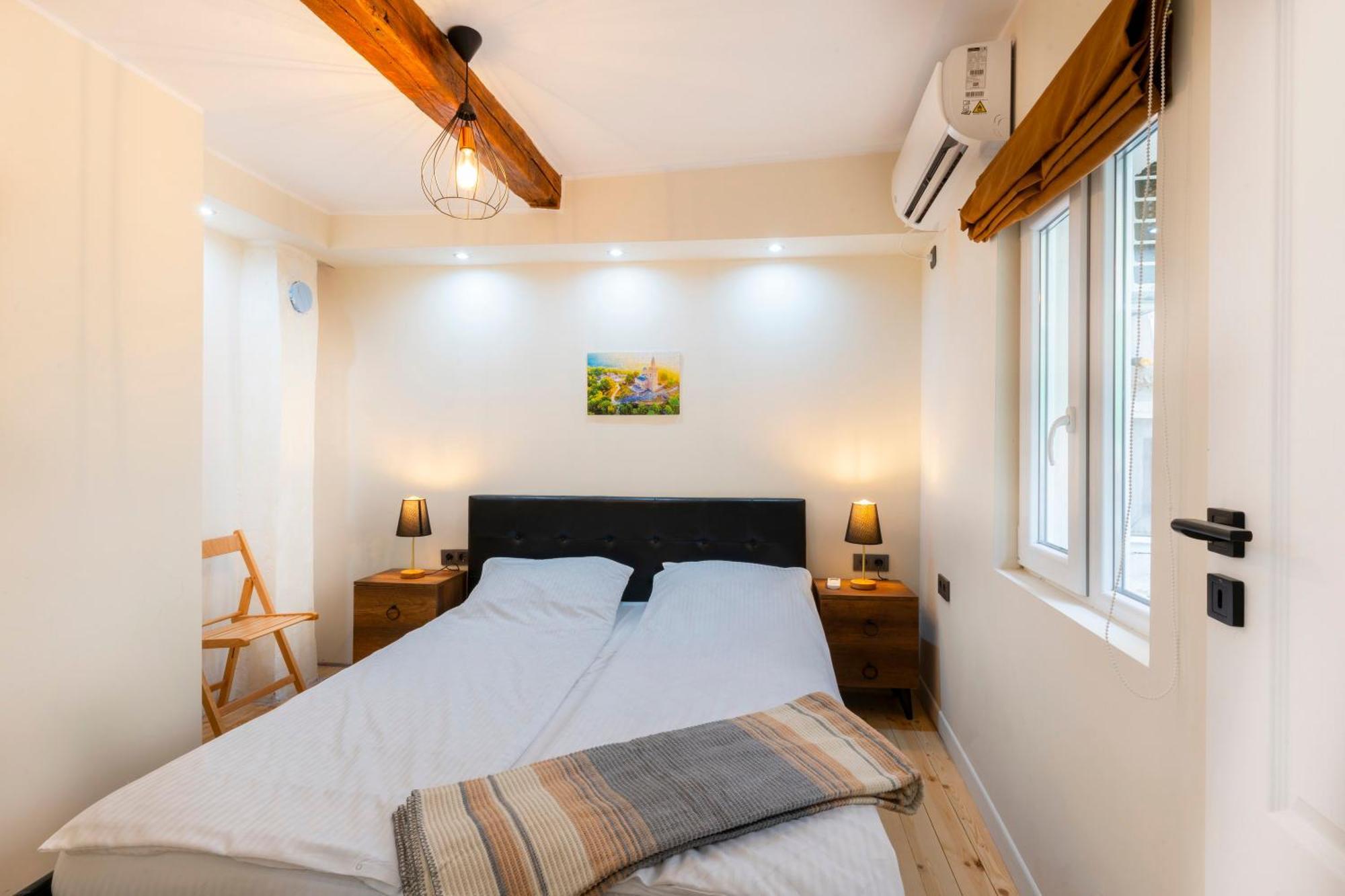Bobevata - Floor 2 - Stunning View Old Town Apartment *